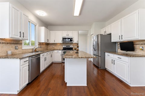 Tiny photo for 45498 Muirfield Drive, Canton Charter Township, MI 48188 (MLS # 20261085184)