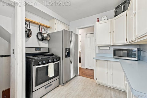 Tiny photo for 23030 Donaldson Street, Dearborn City, MI 48124 (MLS # 20261083566)