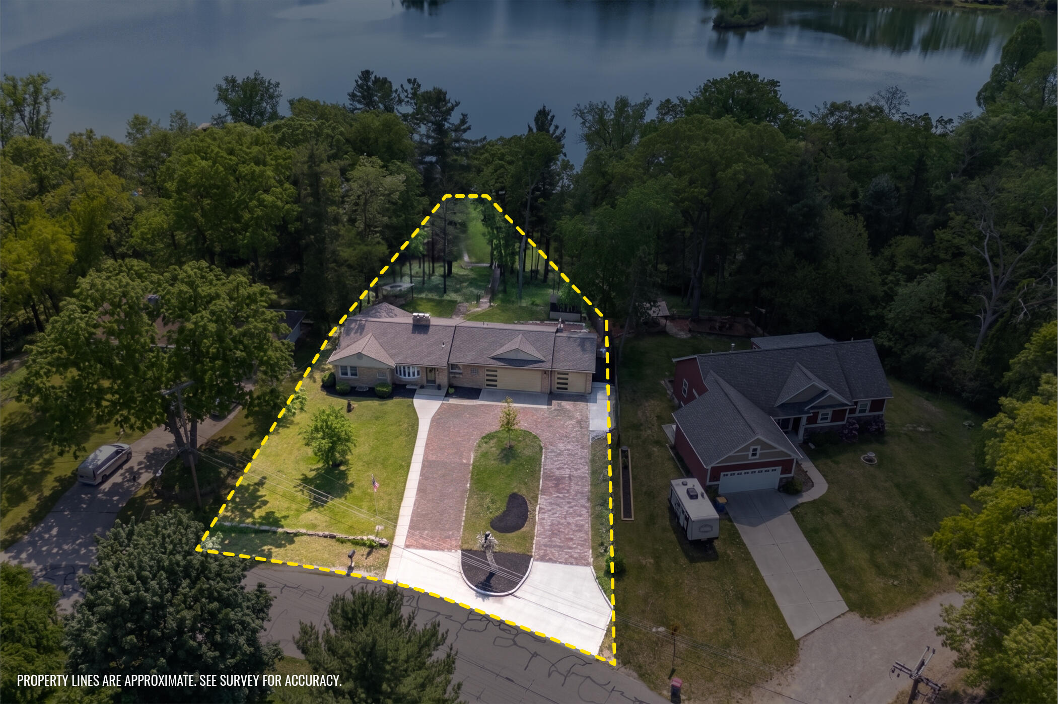 3311 Dorais Drive NE
