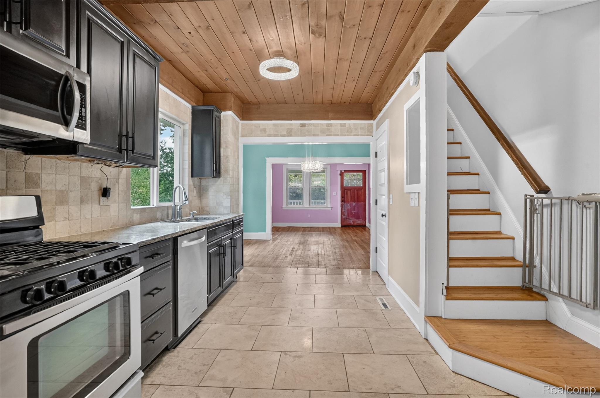 240 W Wattles Road