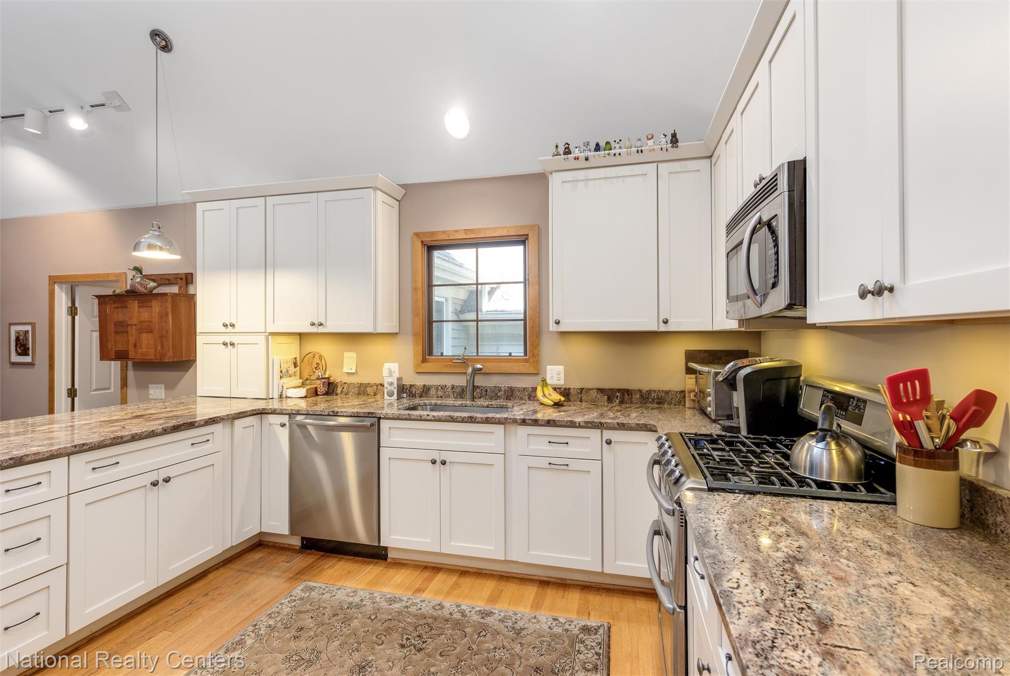 2322 Addaleen Road S