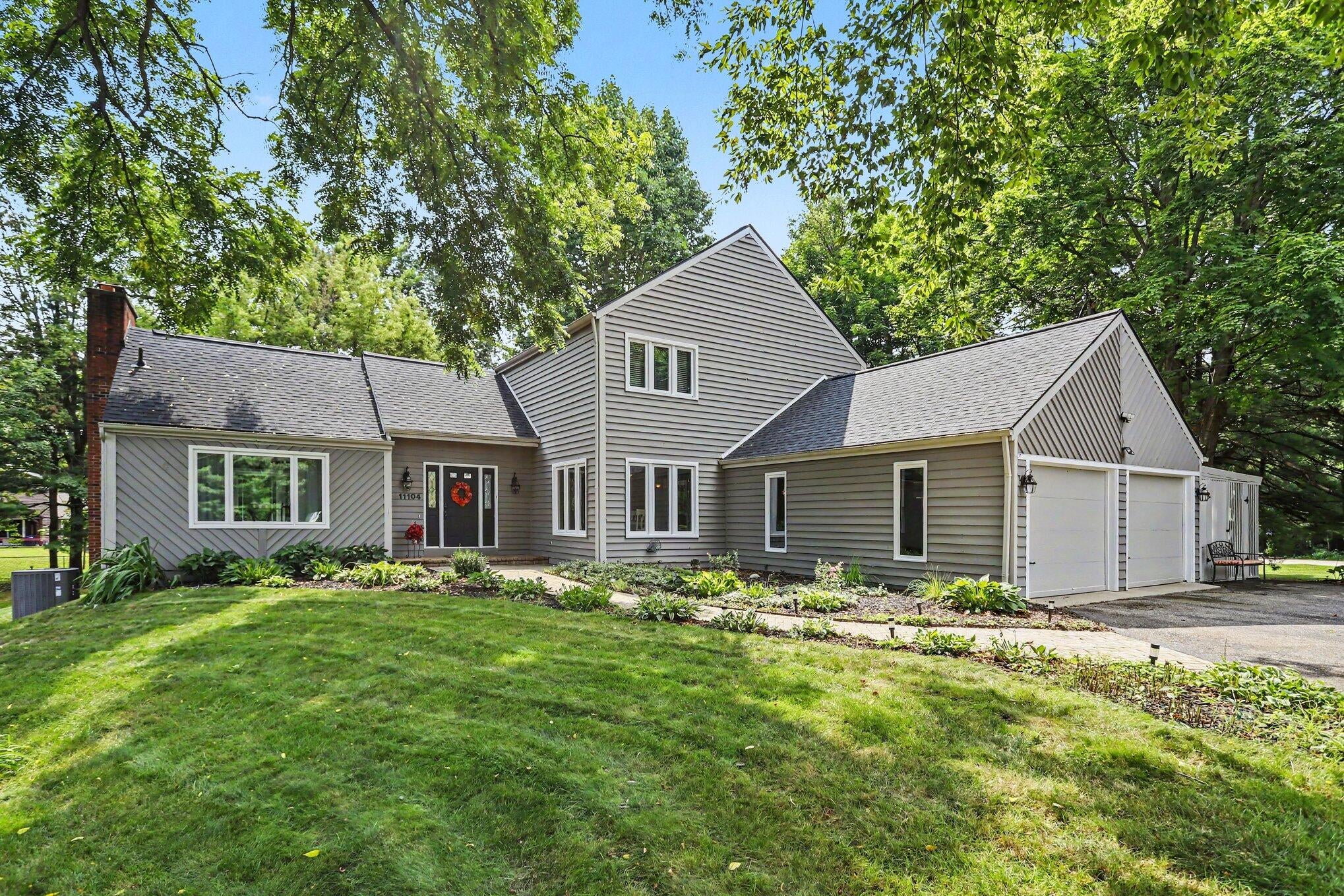 11104 Littlefield