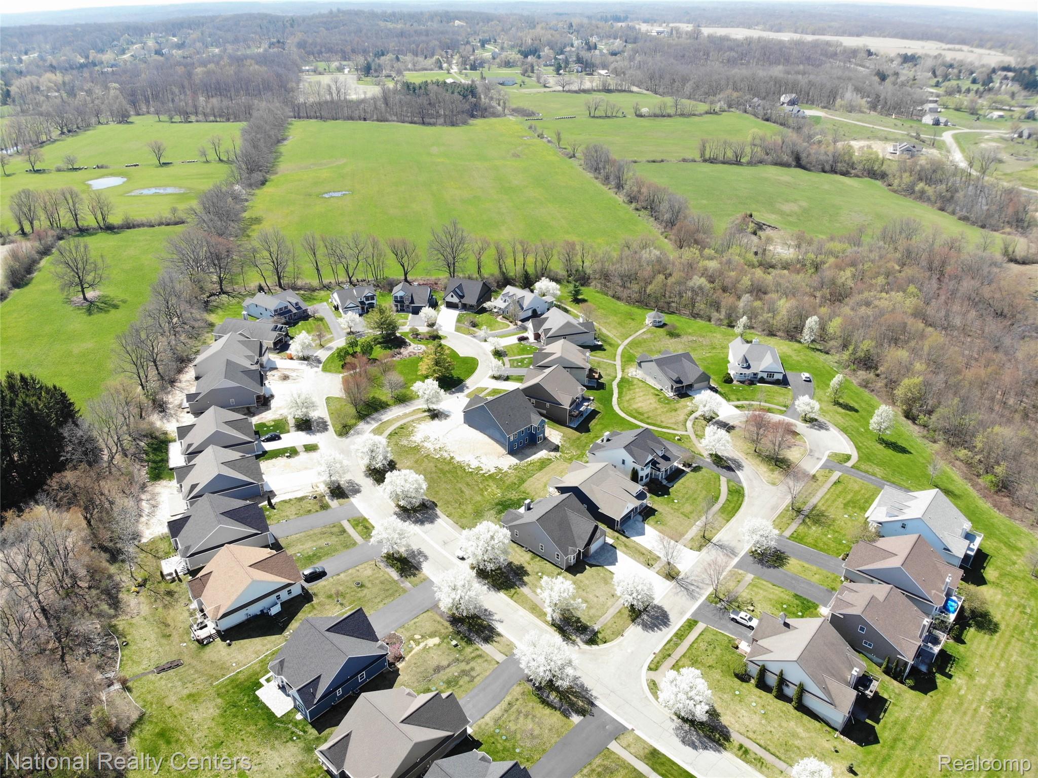 7478 Village Court 27