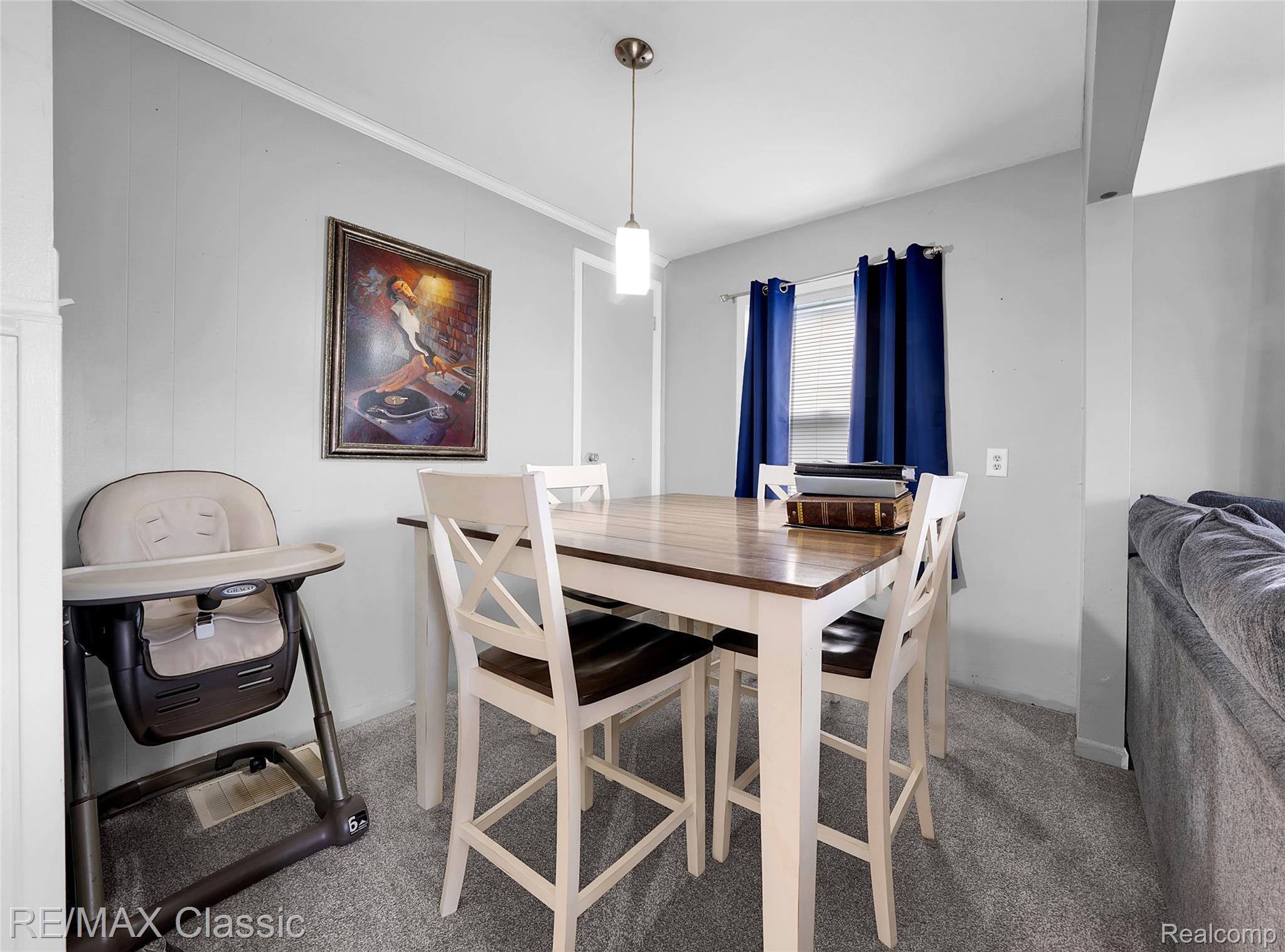 1439 Kingsley Street