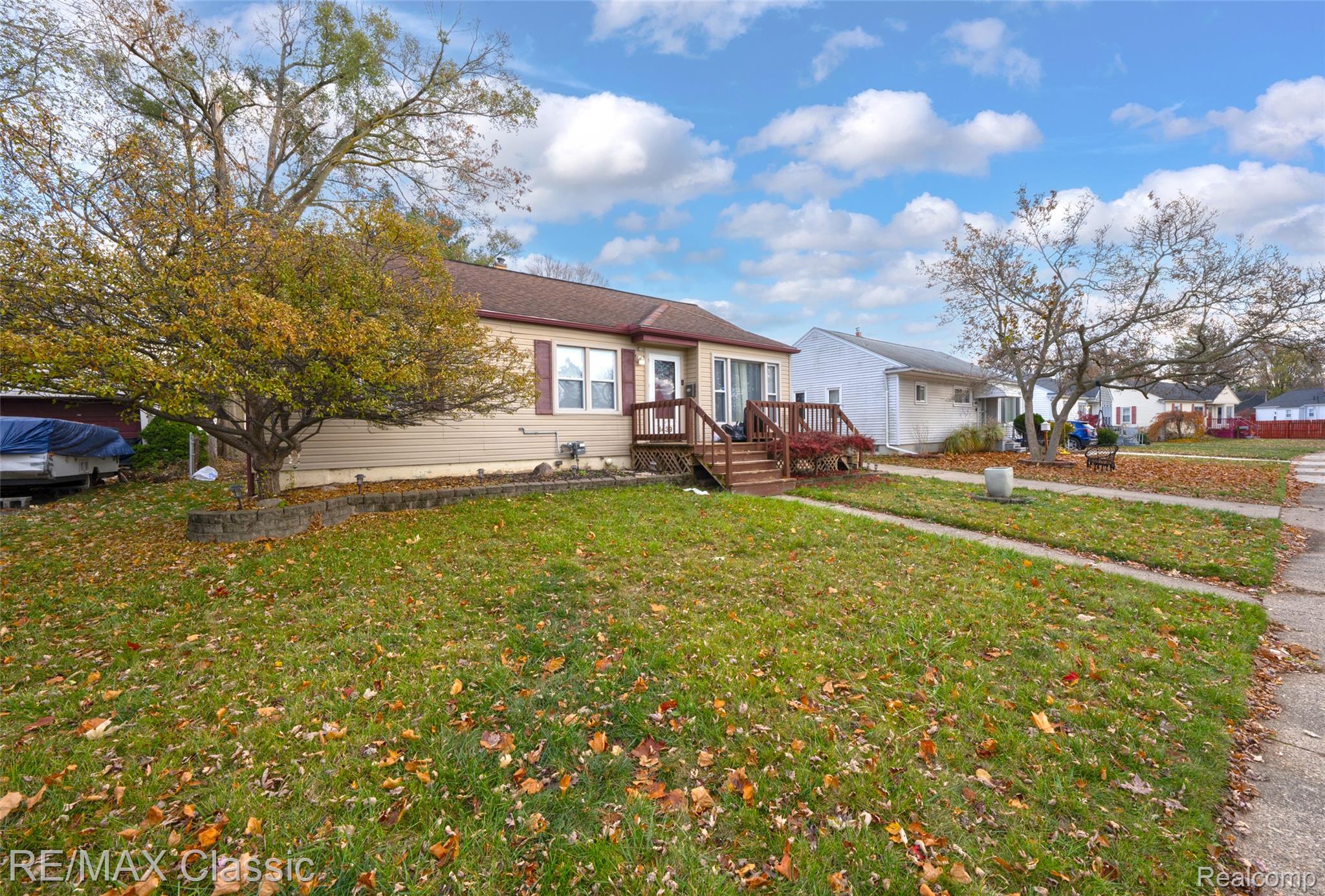 1439 Kingsley Street