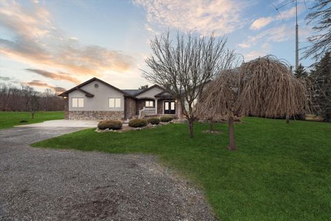 56565 10 MILE Road Lyon Charter Township MI 48178