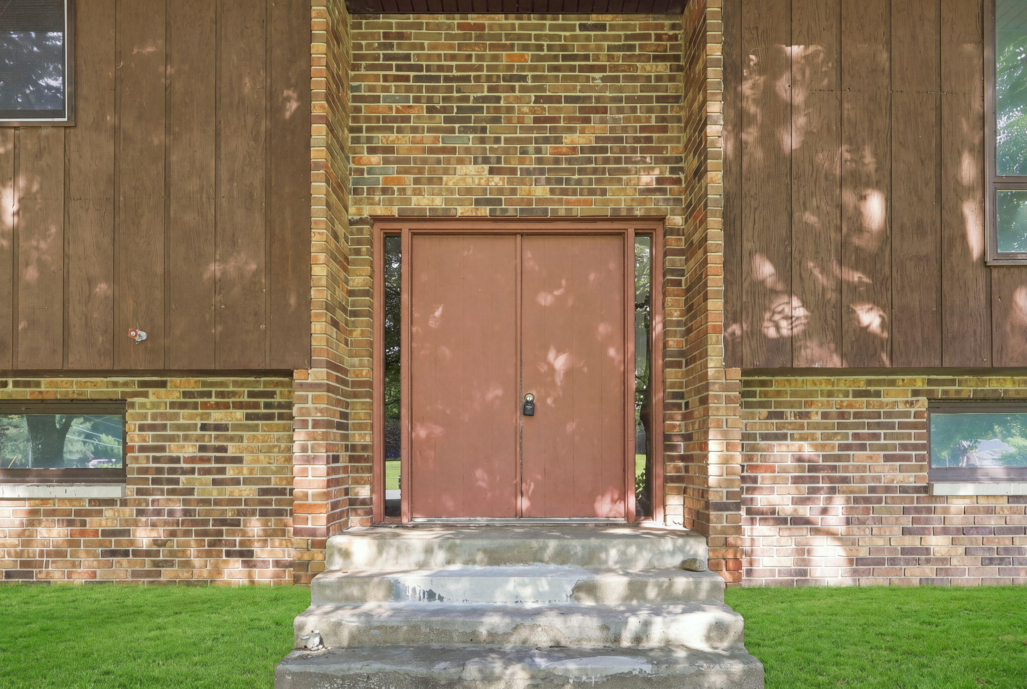 6336 Sycamore
