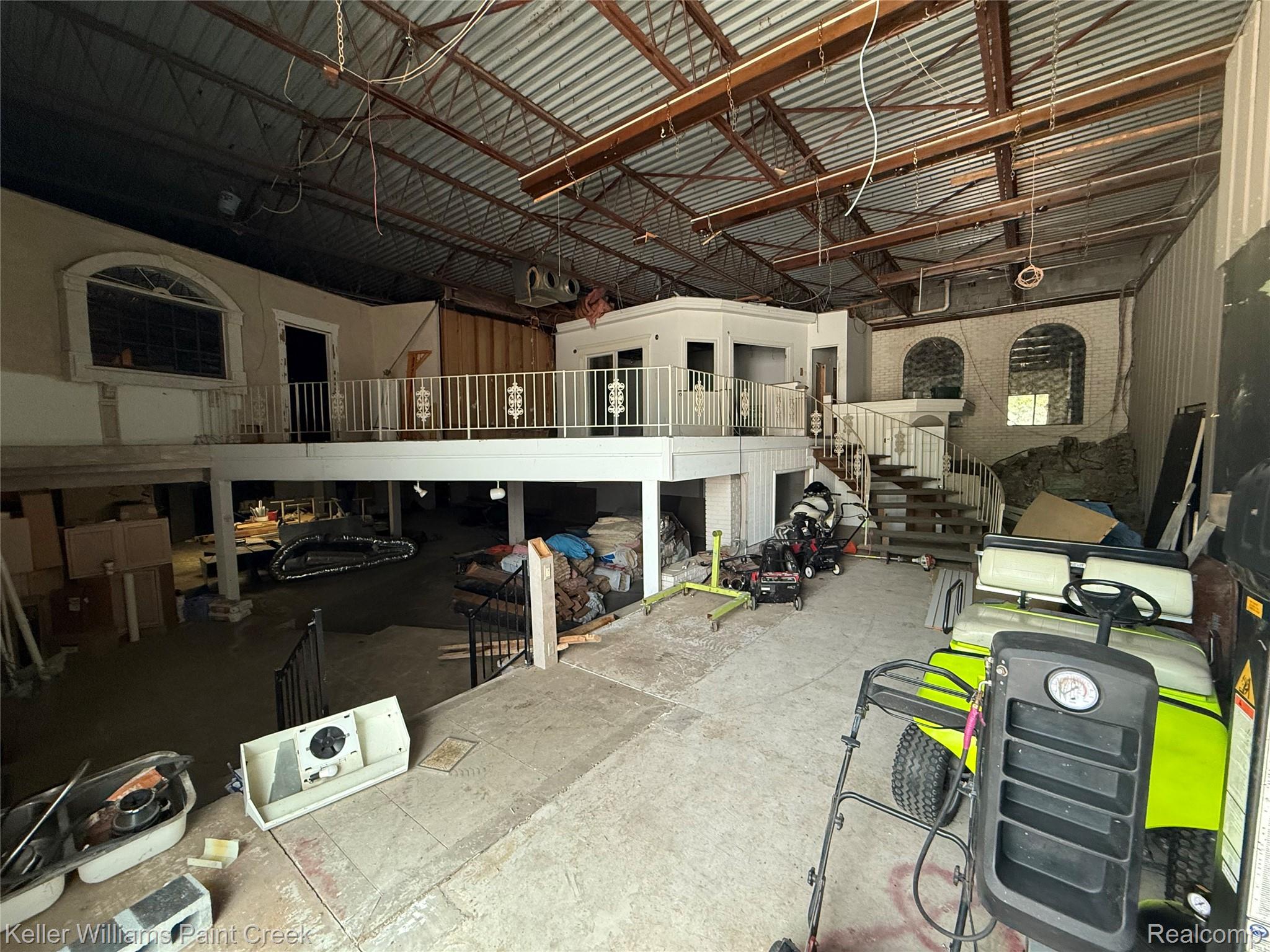 49562 Van Dyke Avenue