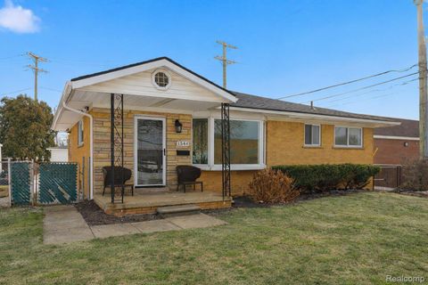 1544 Sheffield Road Birmingham City MI 48009