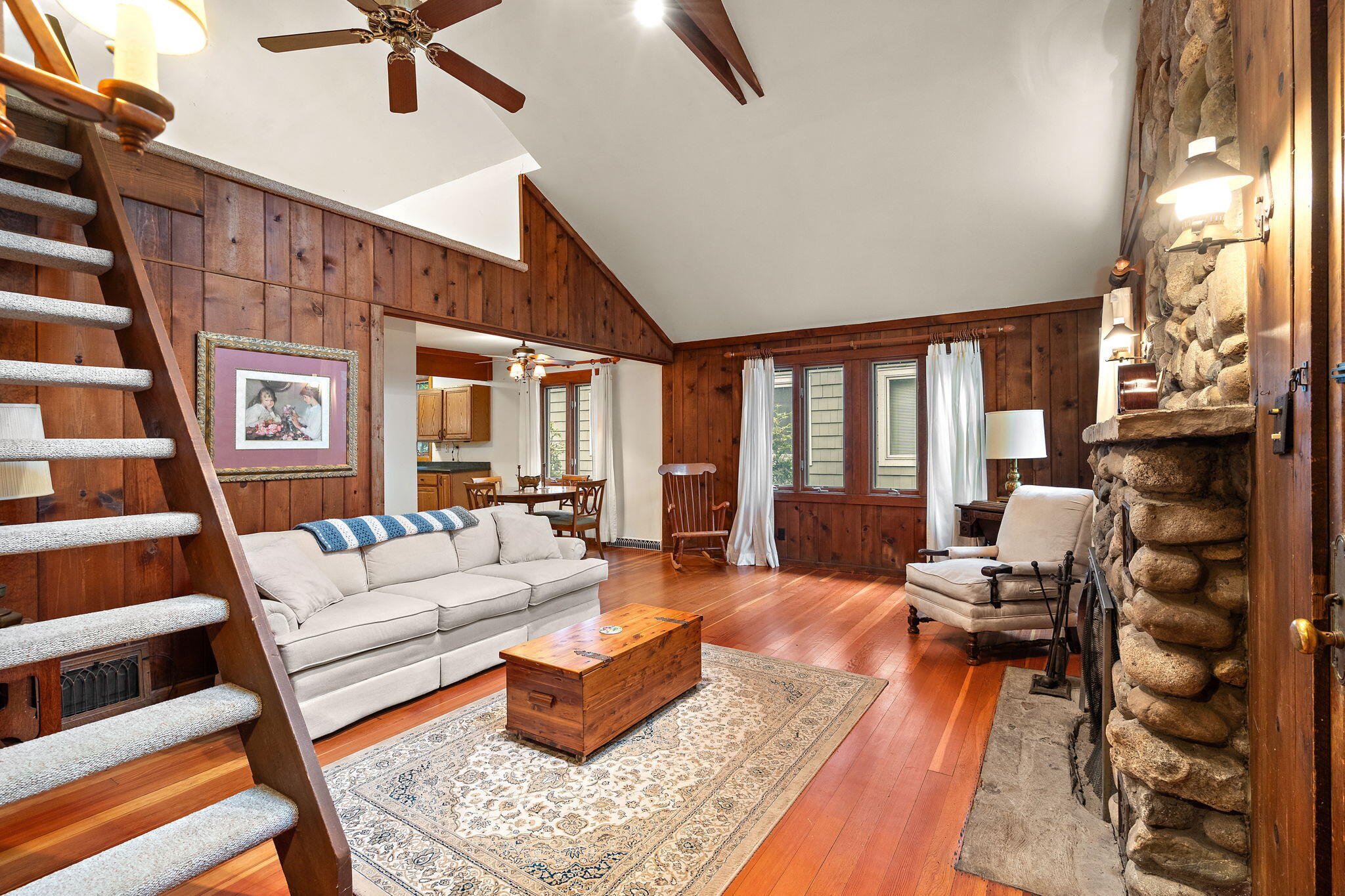 3787 Ponchartrain Drive