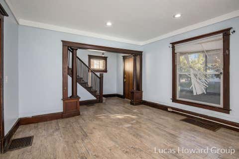 Tiny photo for 737 Dolbee Avenue SE, Grand Rapids City, MI 49506 (MLS # 65026044156)