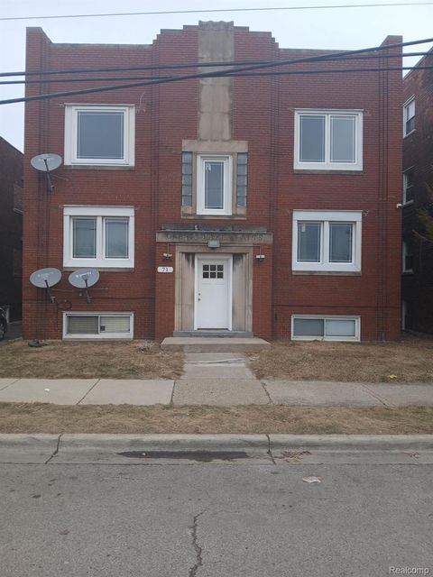 71 E GREAT LAKES Street River Rouge City MI 48218