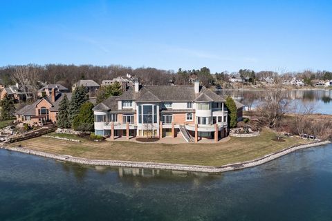 82 CHATEAUX DU LAC Fenton Charter Township Genesee MI 48430