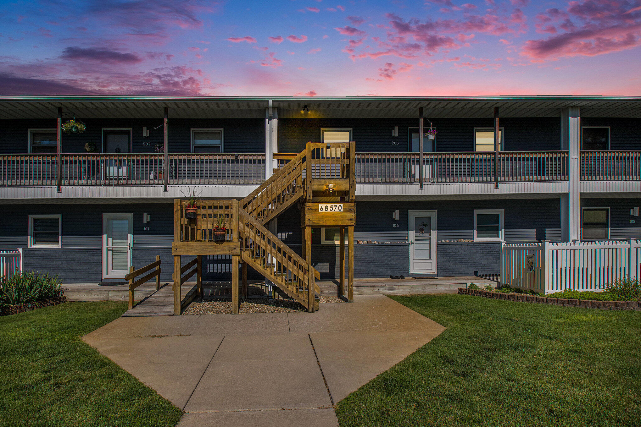 68570 Morton Drive 206