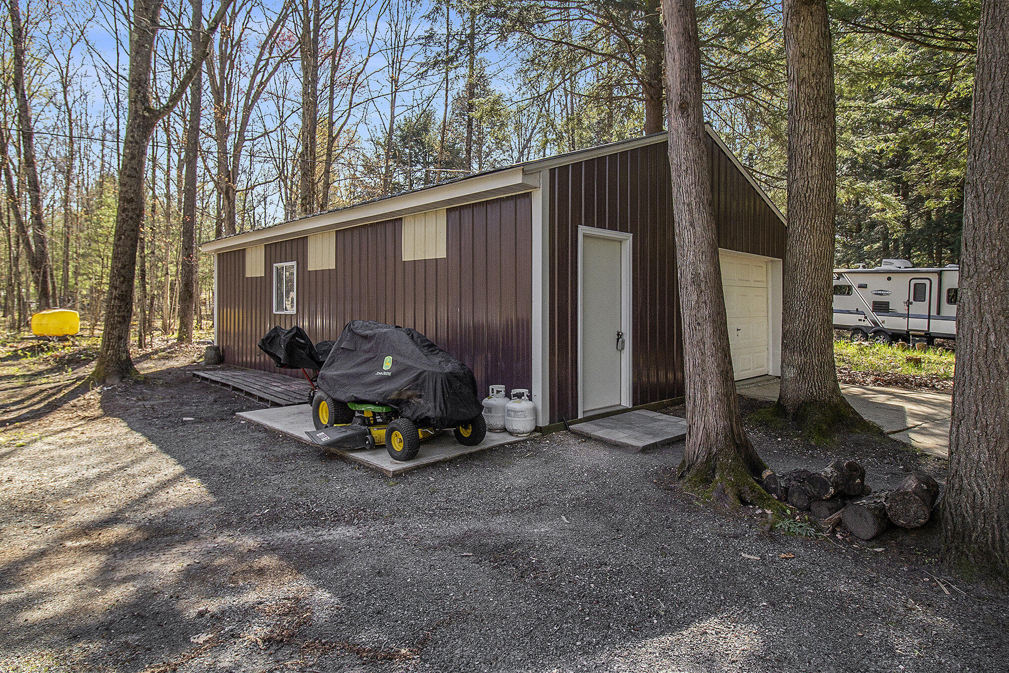 3897 N Chief Pontiac Trail