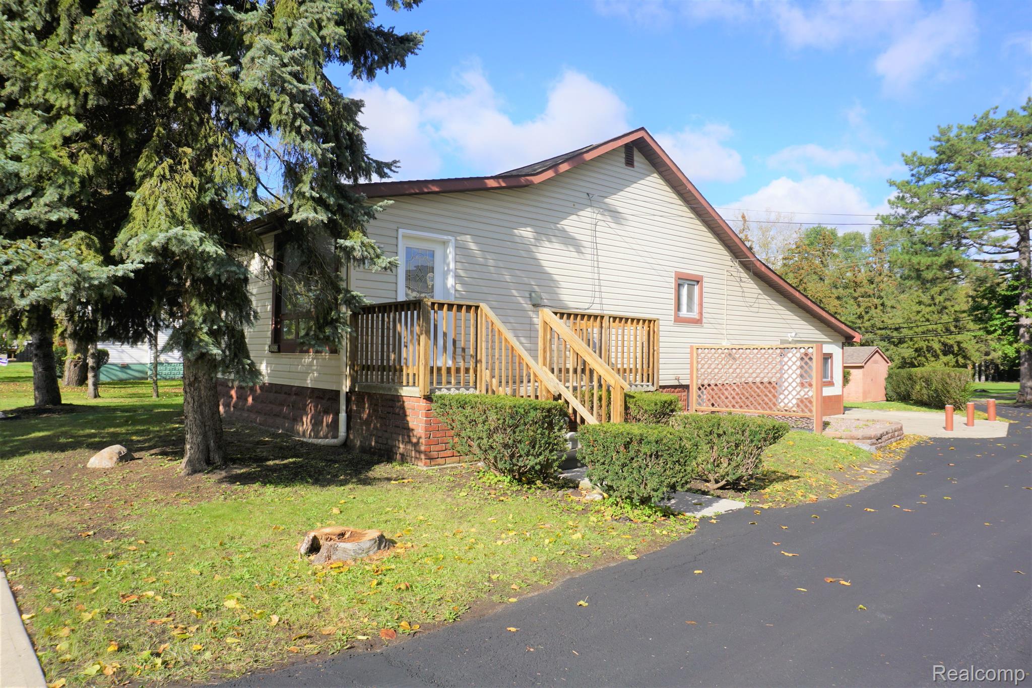 22900 GODDARD Road