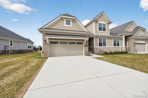 3736 Chatham Place 6 Brighton Township MI 48114