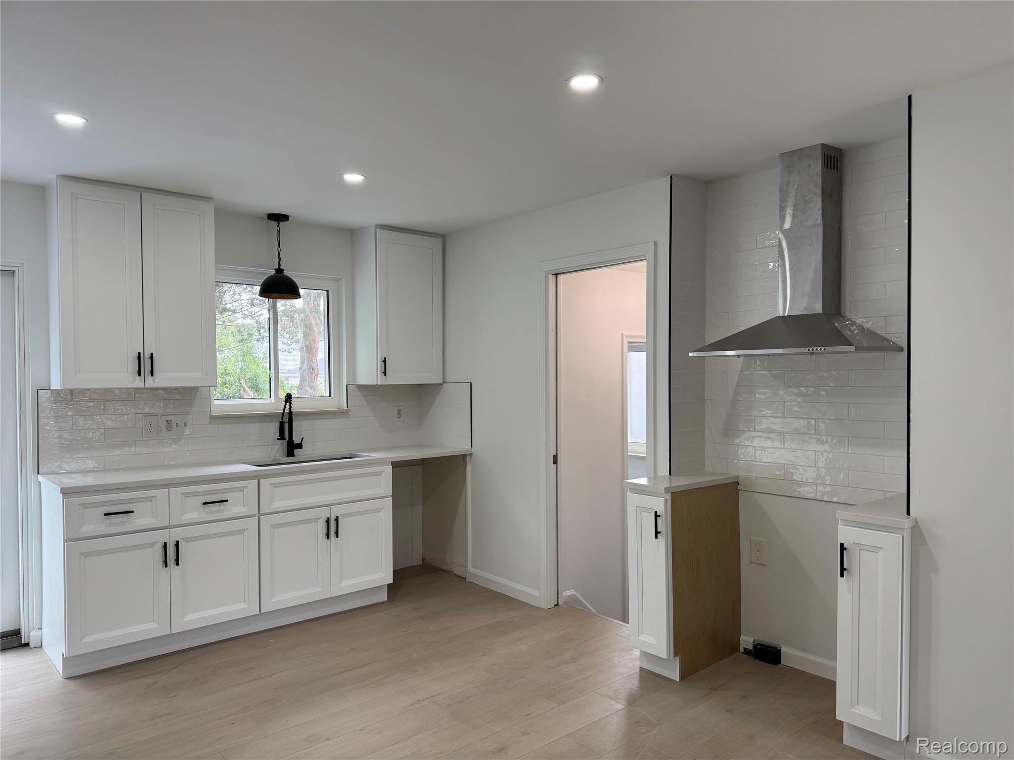 27719 Rockwood Street