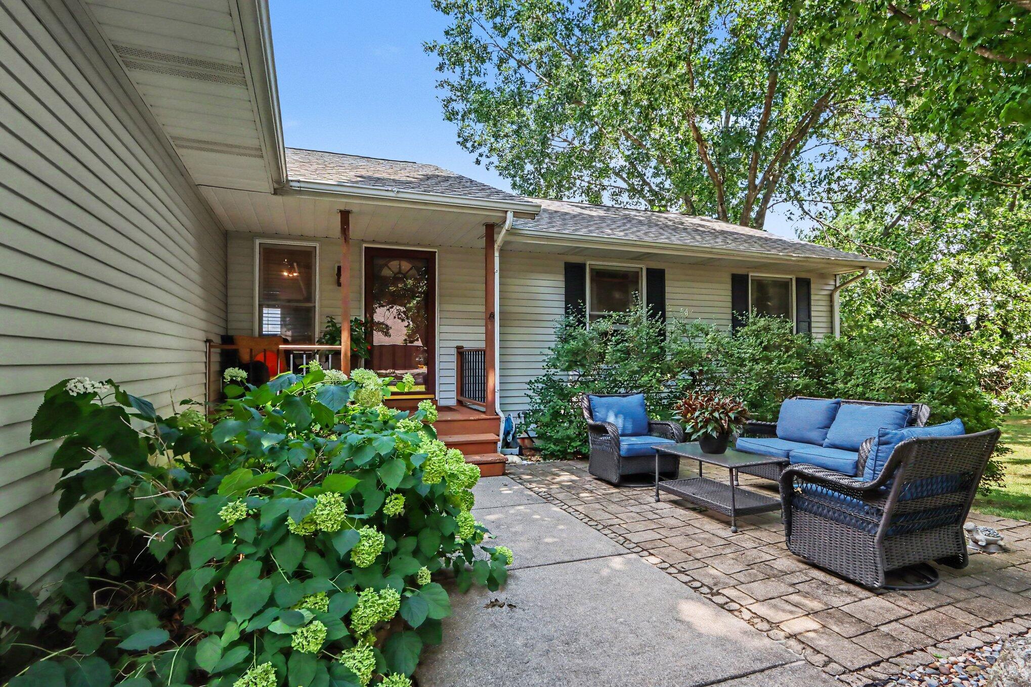 971 Niagara Drive