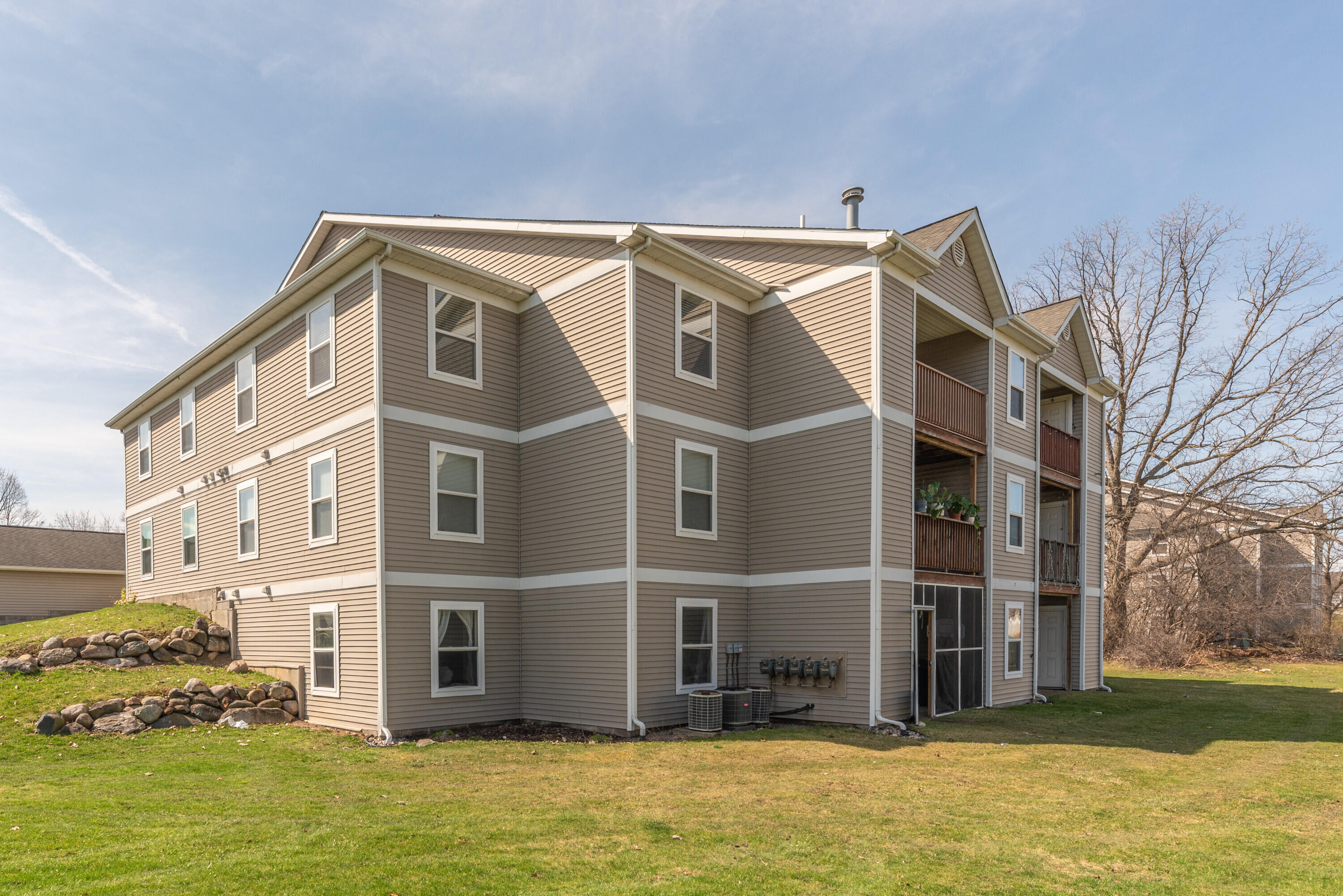 1322 Heatherwood Lane