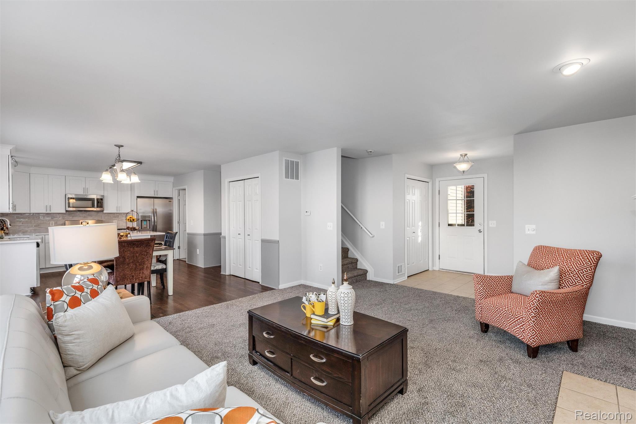 10100 Fieldway Trail