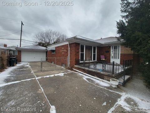 Photo of 21407 Pallister Street, St Clair Shores City, MI 48080 (MLS # 20251060858)