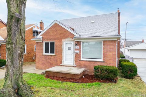 9255 Hubert Avenue Allen Park City MI 48101