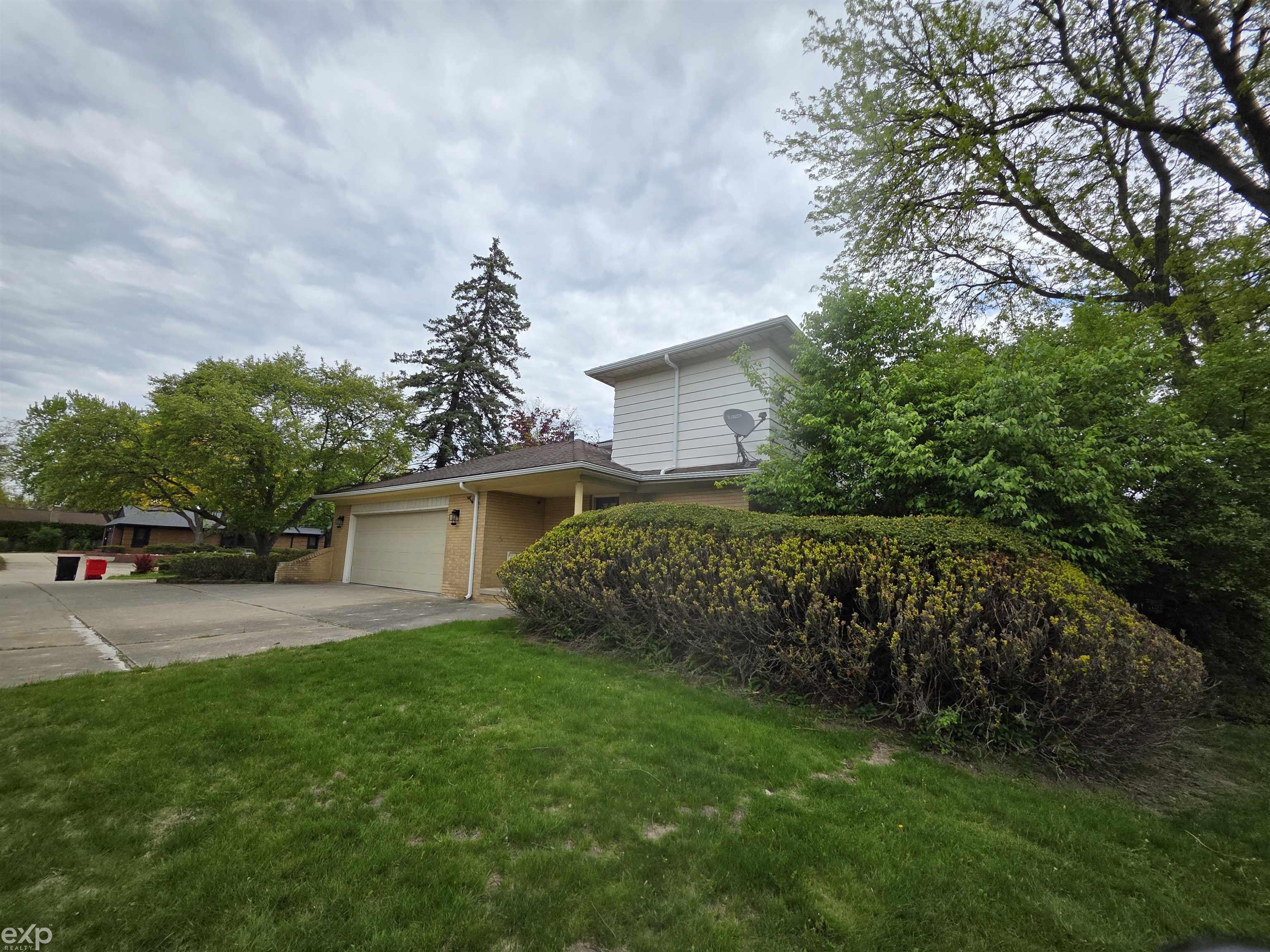 23223 Bellwood Drive