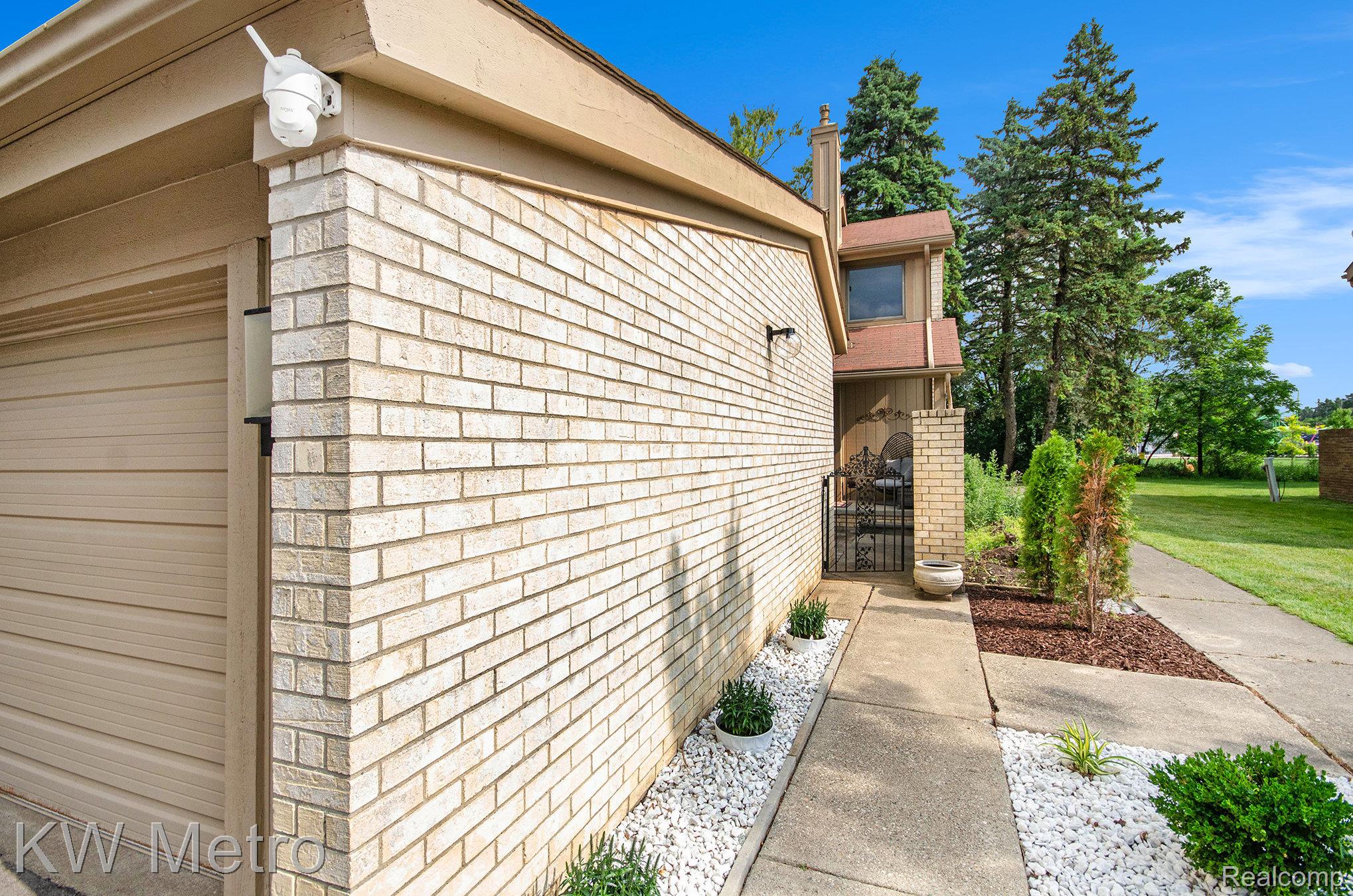 6271 Potomac Circle