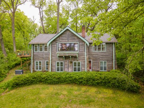 5436 Strawberry Lake Road Road Hamburg Township MI 48189