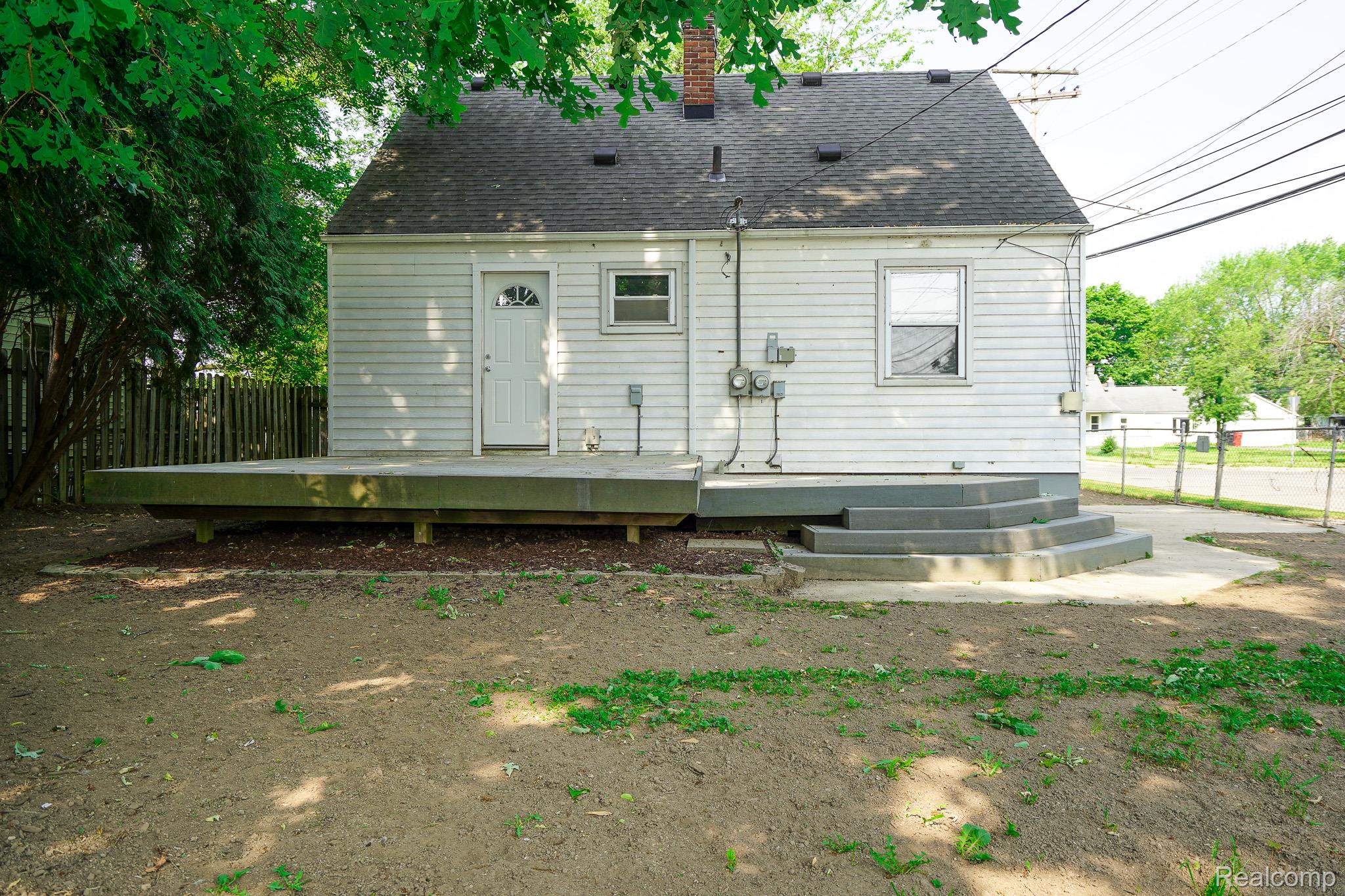 26340 Chippendale Street