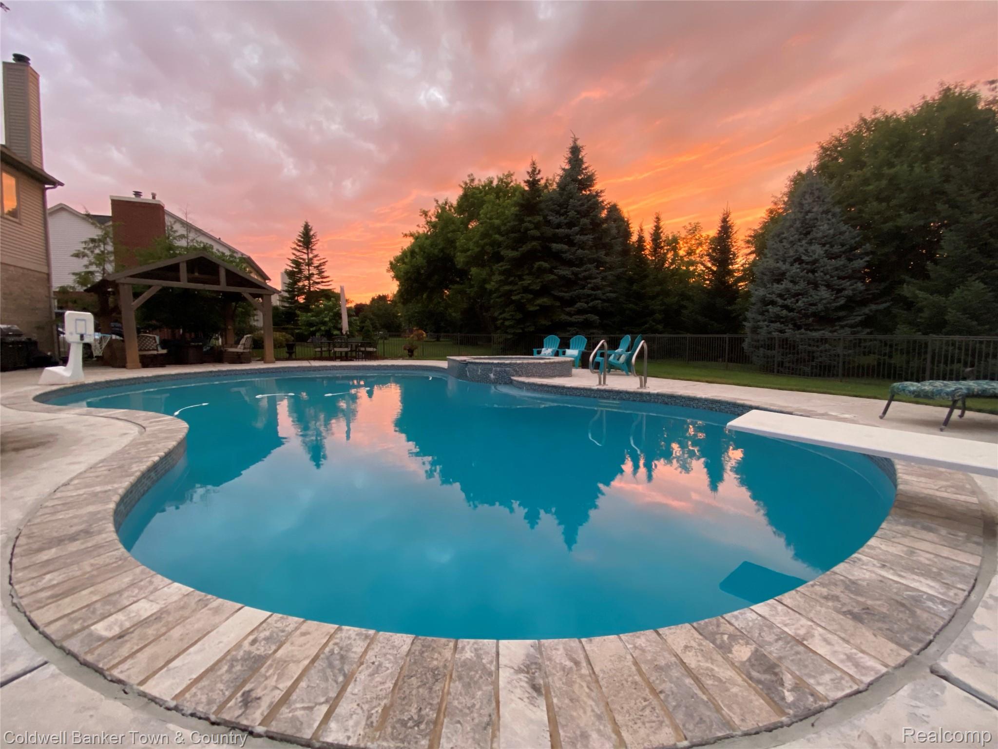 47740 Royal Pointe Drive