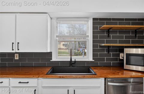 Tiny photo for 2648 Corey Street, Waterford Charter Township, MI 48328 (MLS # 20261020423)