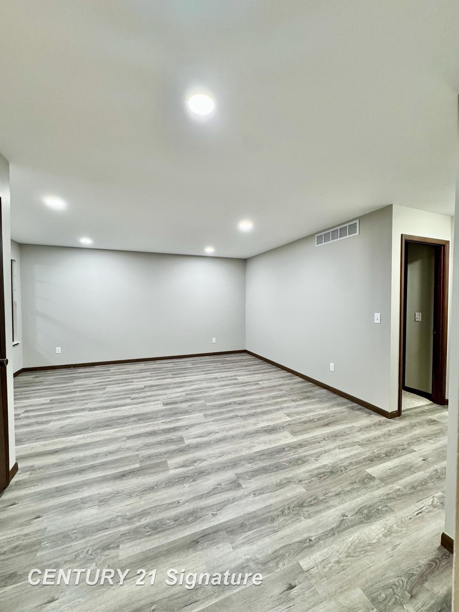 2480 N Center Street