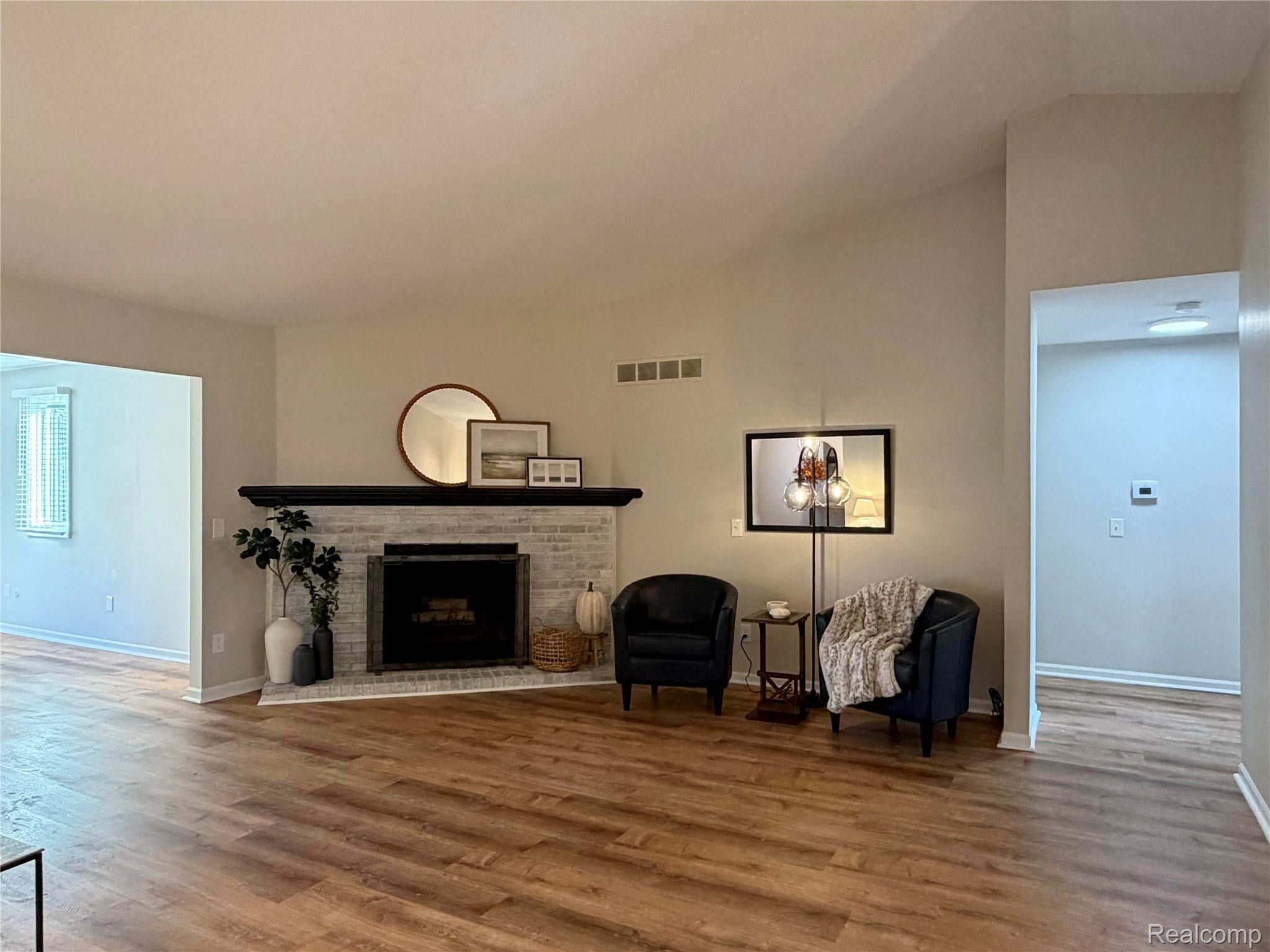24492 Riverview Lane
