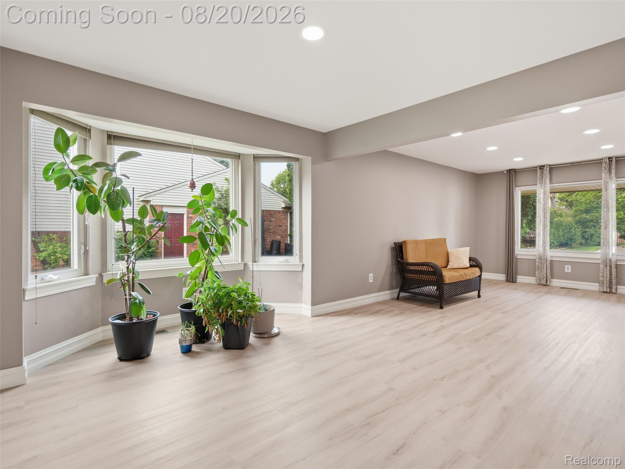 7020 Camelot Drive