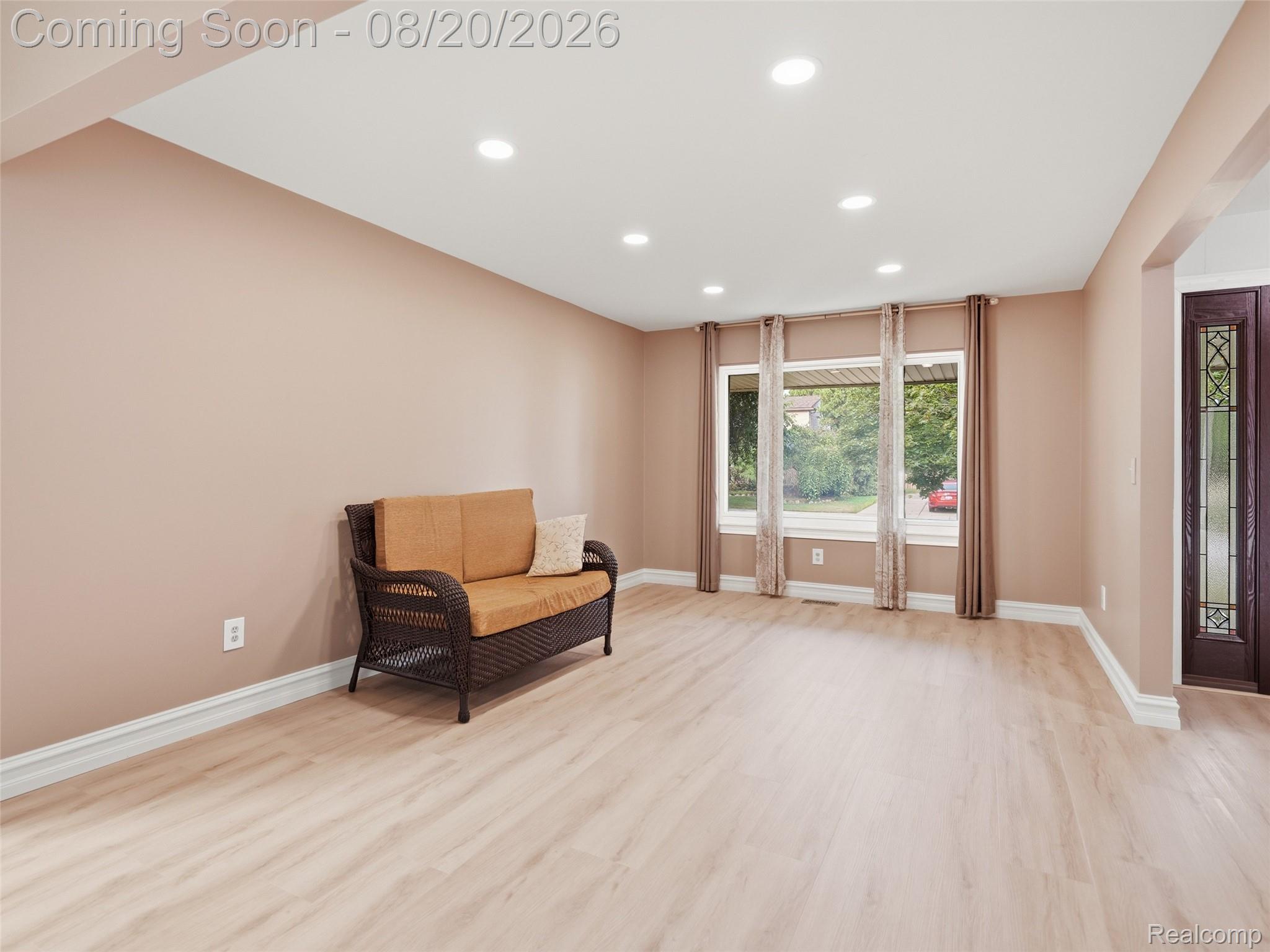 7020 Camelot Drive