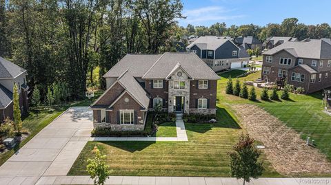 Photo of 47541 Villa Terrace Court, Novi City, MI 48374 (MLS # 20251042973)