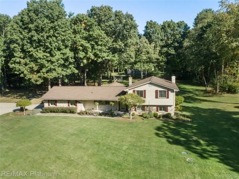 3750 Burwood Lane Highland Charter Township MI 48357