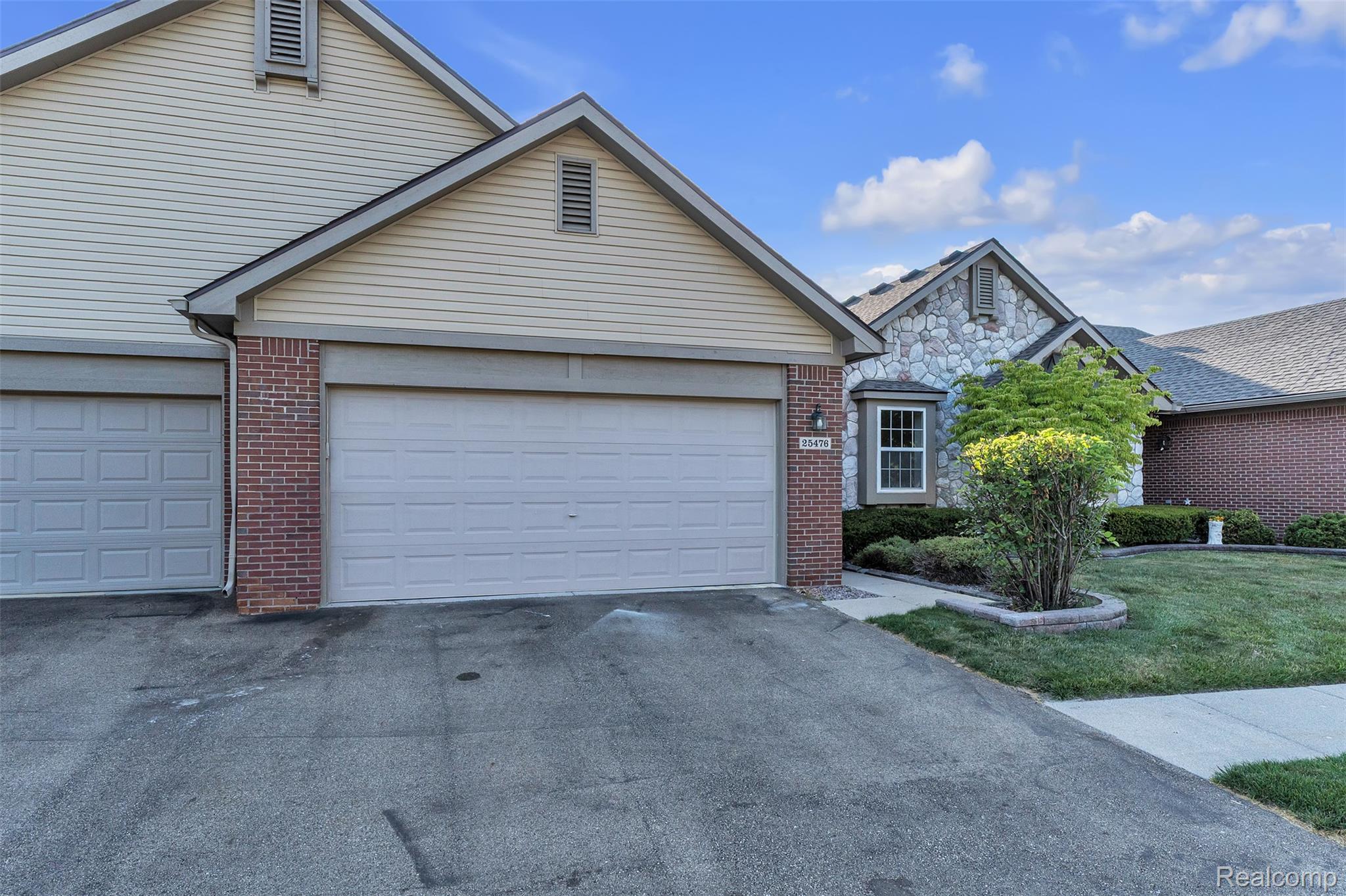 25476 Tara Lane 26