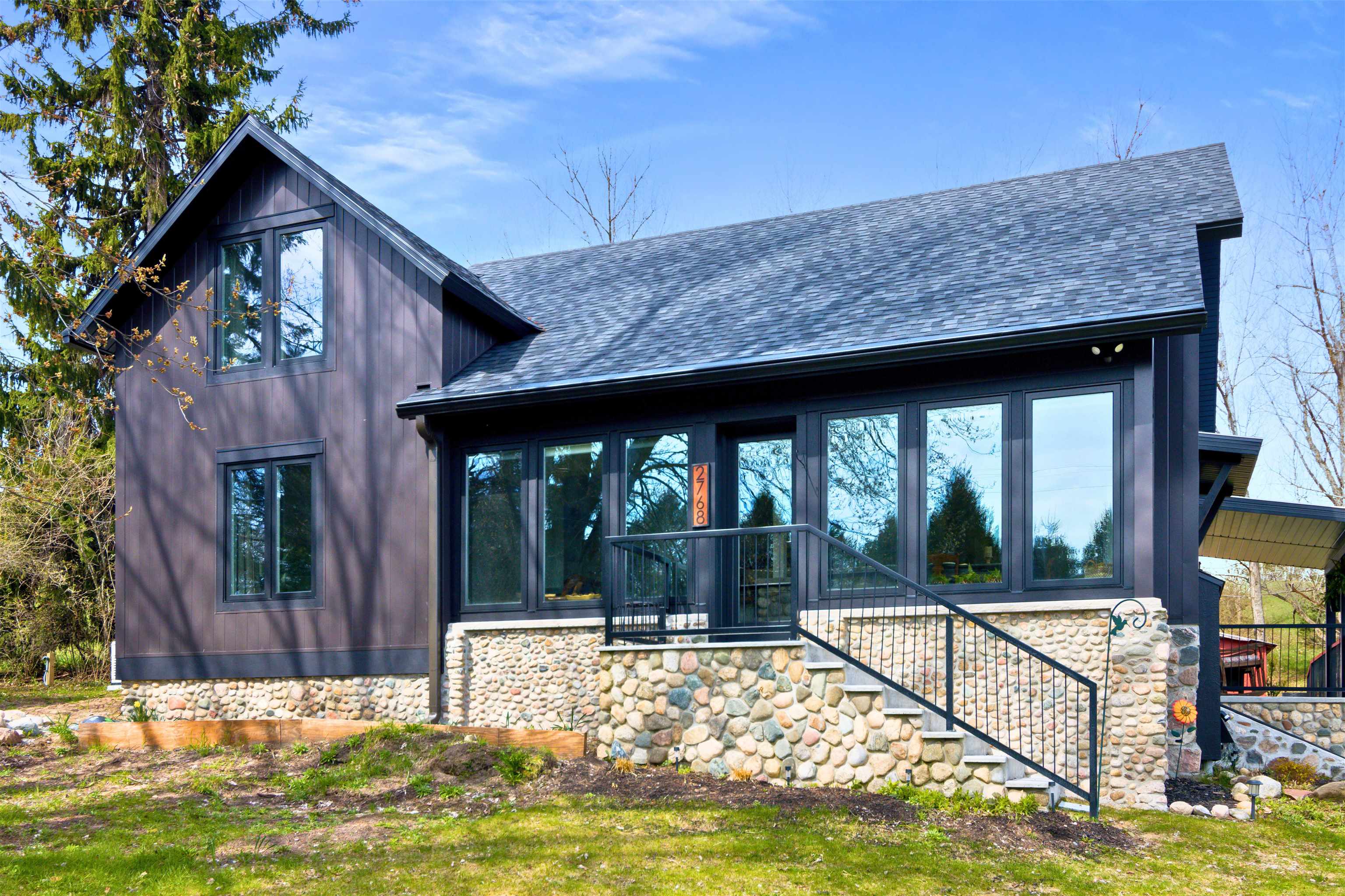 2768 S Center Highway