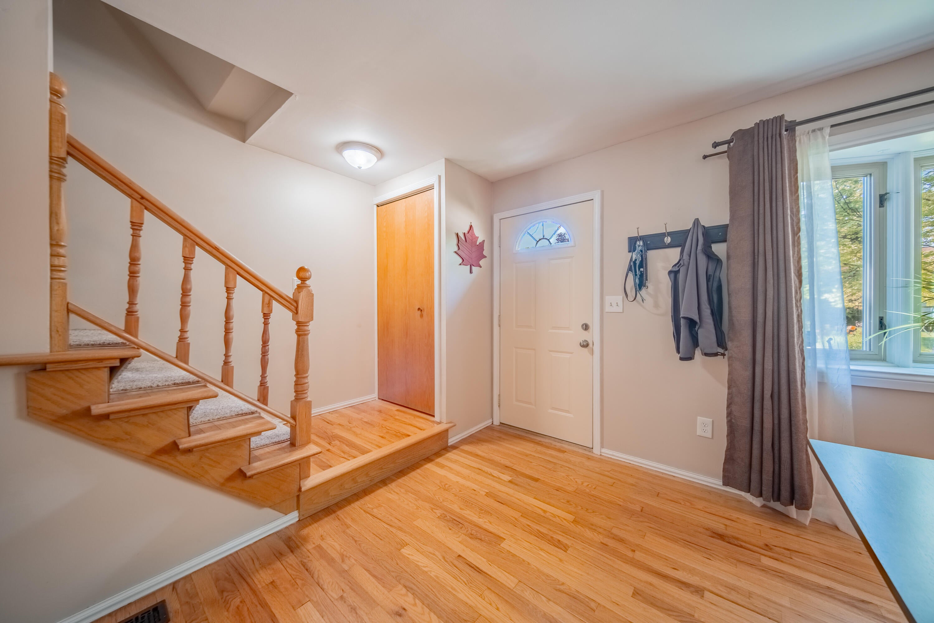 7957 Meadowview Court