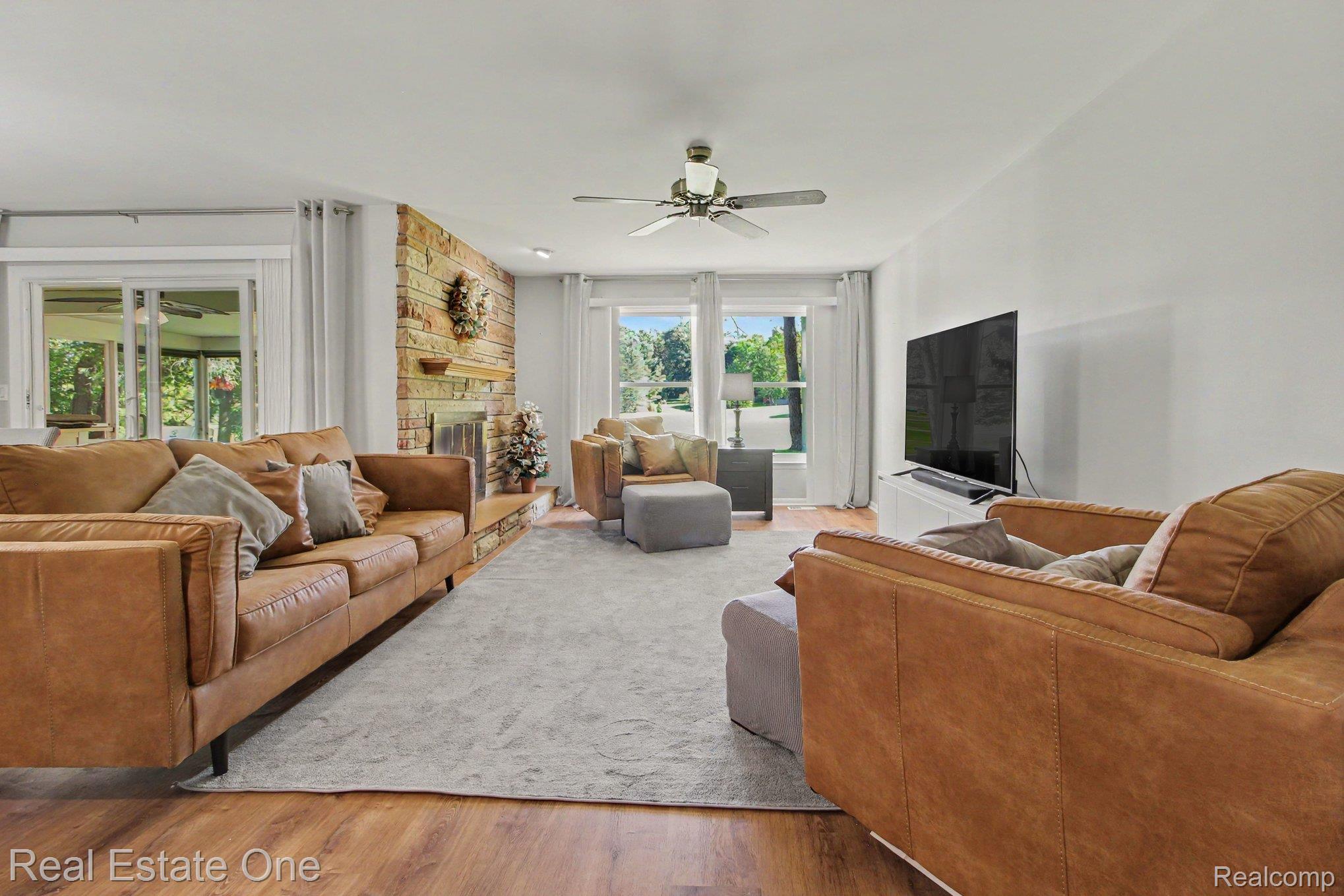 6760 Lombardy Drive
