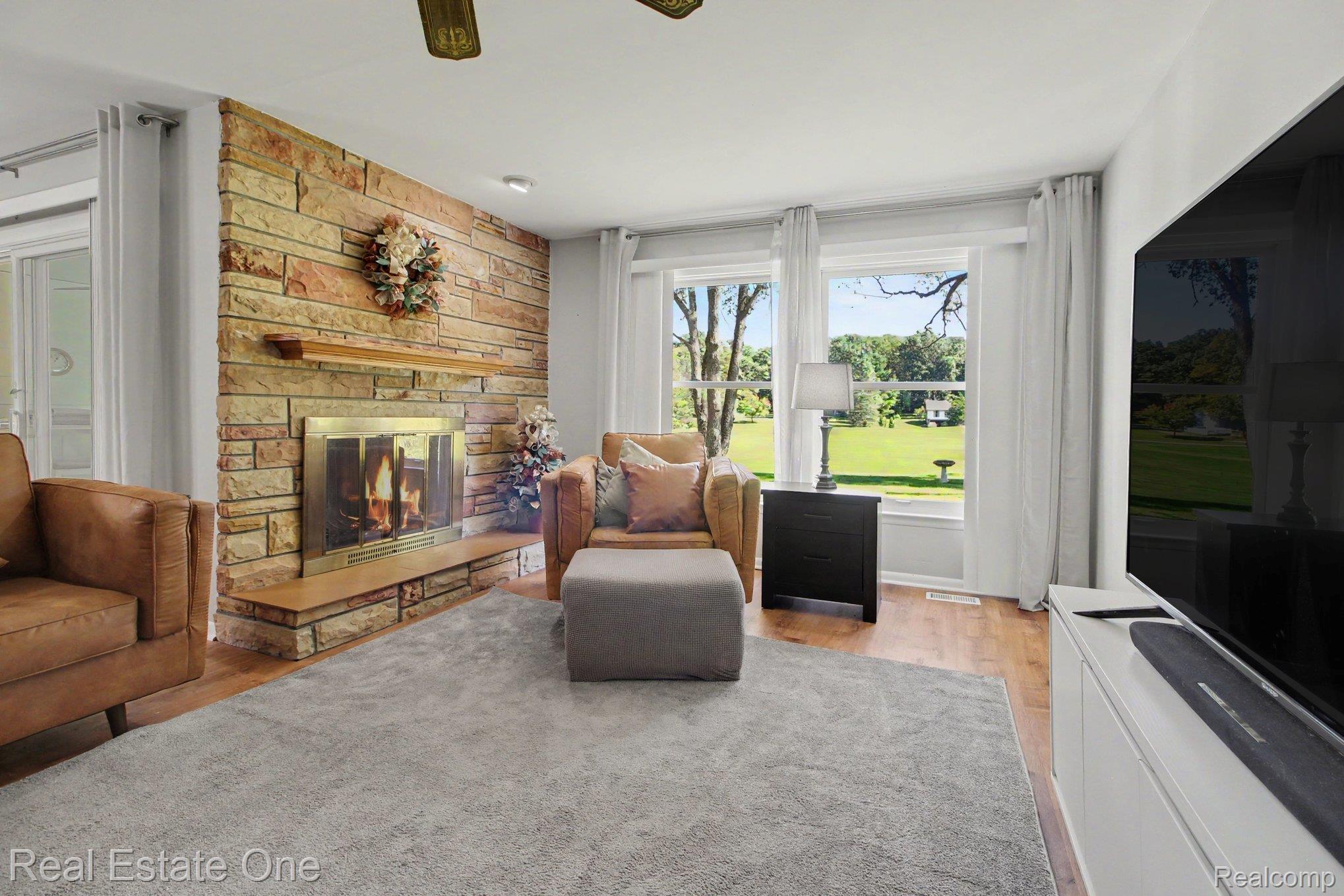 6760 Lombardy Drive