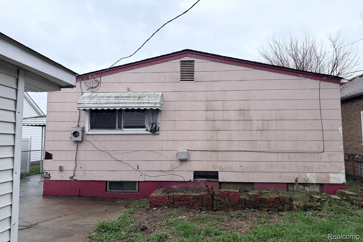 9377 Bessemore Street