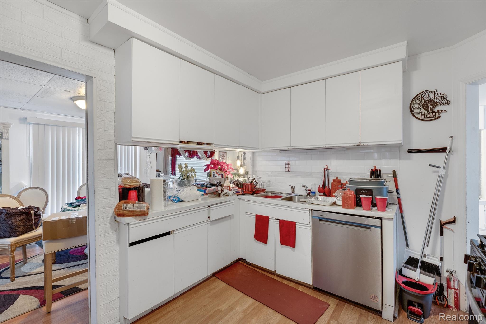 21720 Pembroke Avenue