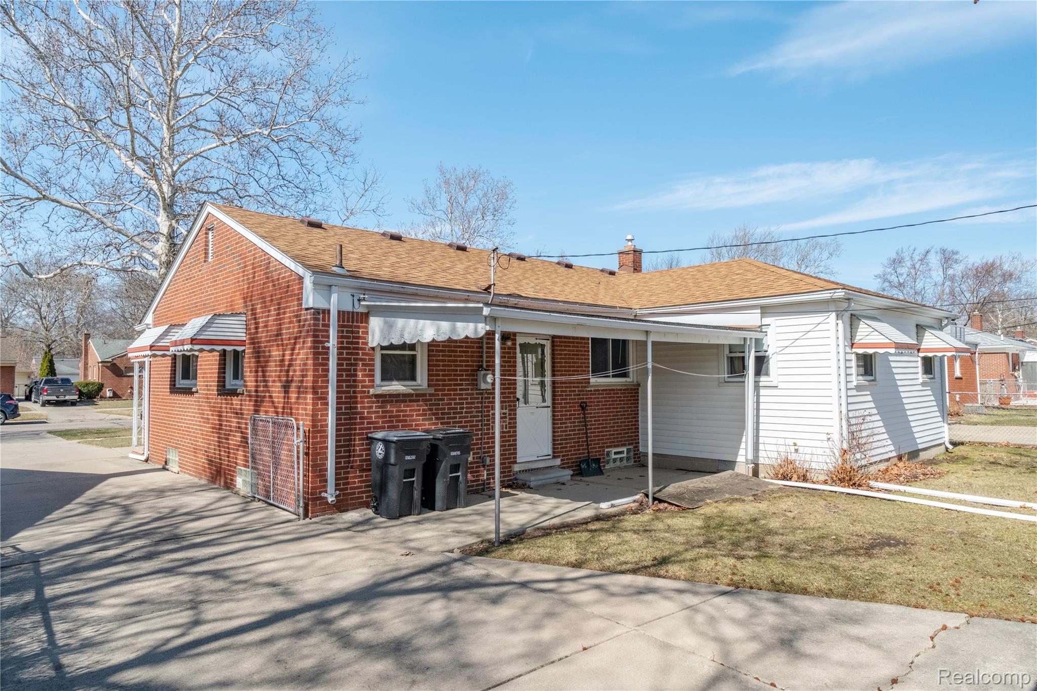 9042 Harrison Street