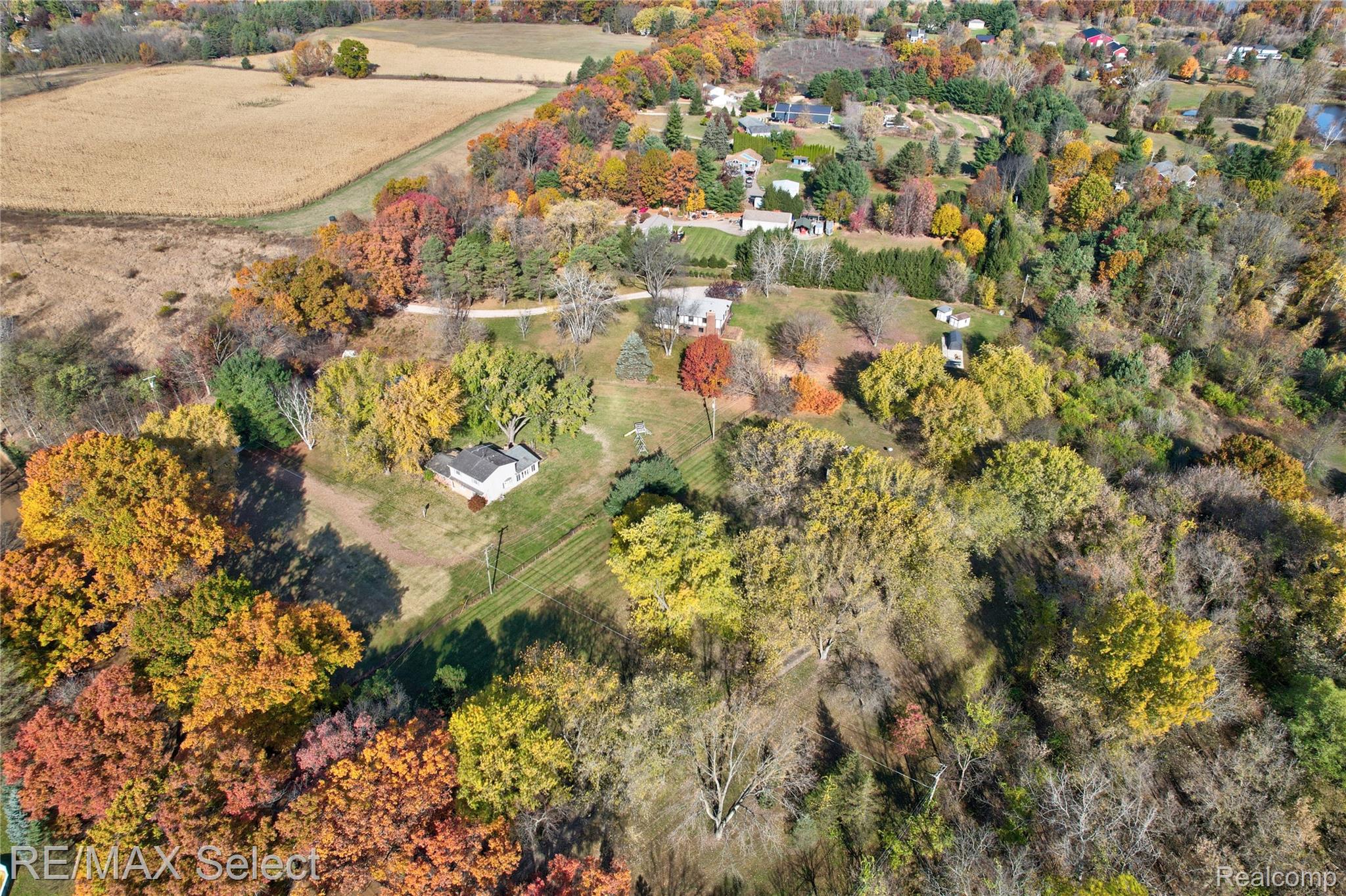 550 W Rose Center Road