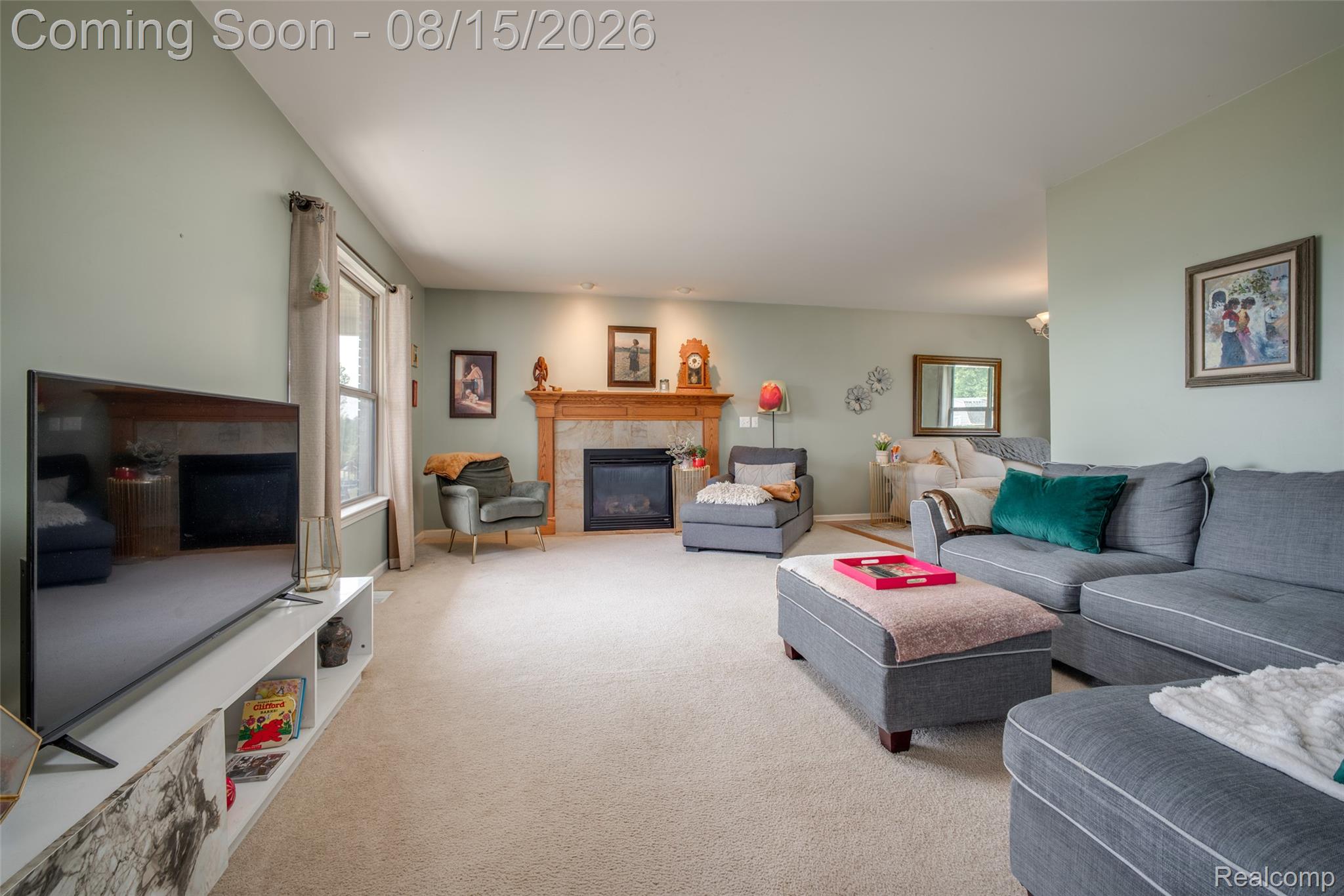 8376 Oak Ridge Drive
