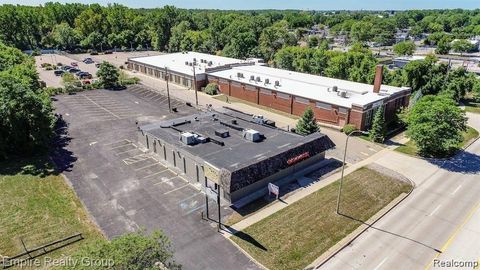 25621 ECORSE Road Taylor City MI 48180